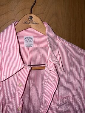Brooks Brothers Pink Seersucker Short Sleeve Button-Down Shirt
